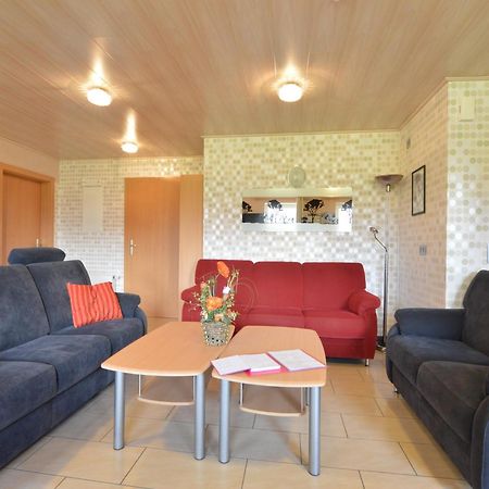 Comfy Holiday Home In Burg Reuland With Sauna Terrace Bbq Eksteriør billede