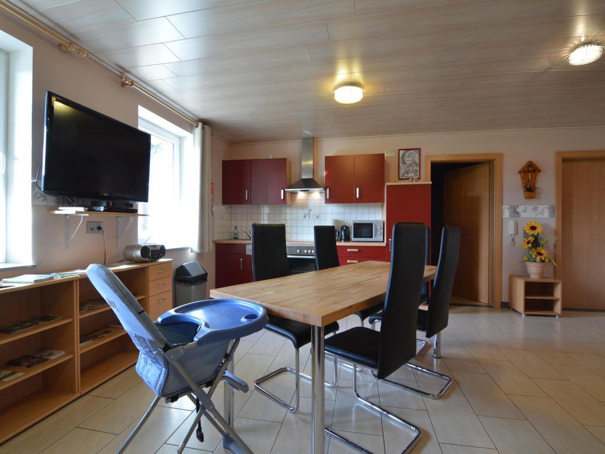 Comfy Holiday Home In Burg Reuland With Sauna Terrace Bbq Eksteriør billede
