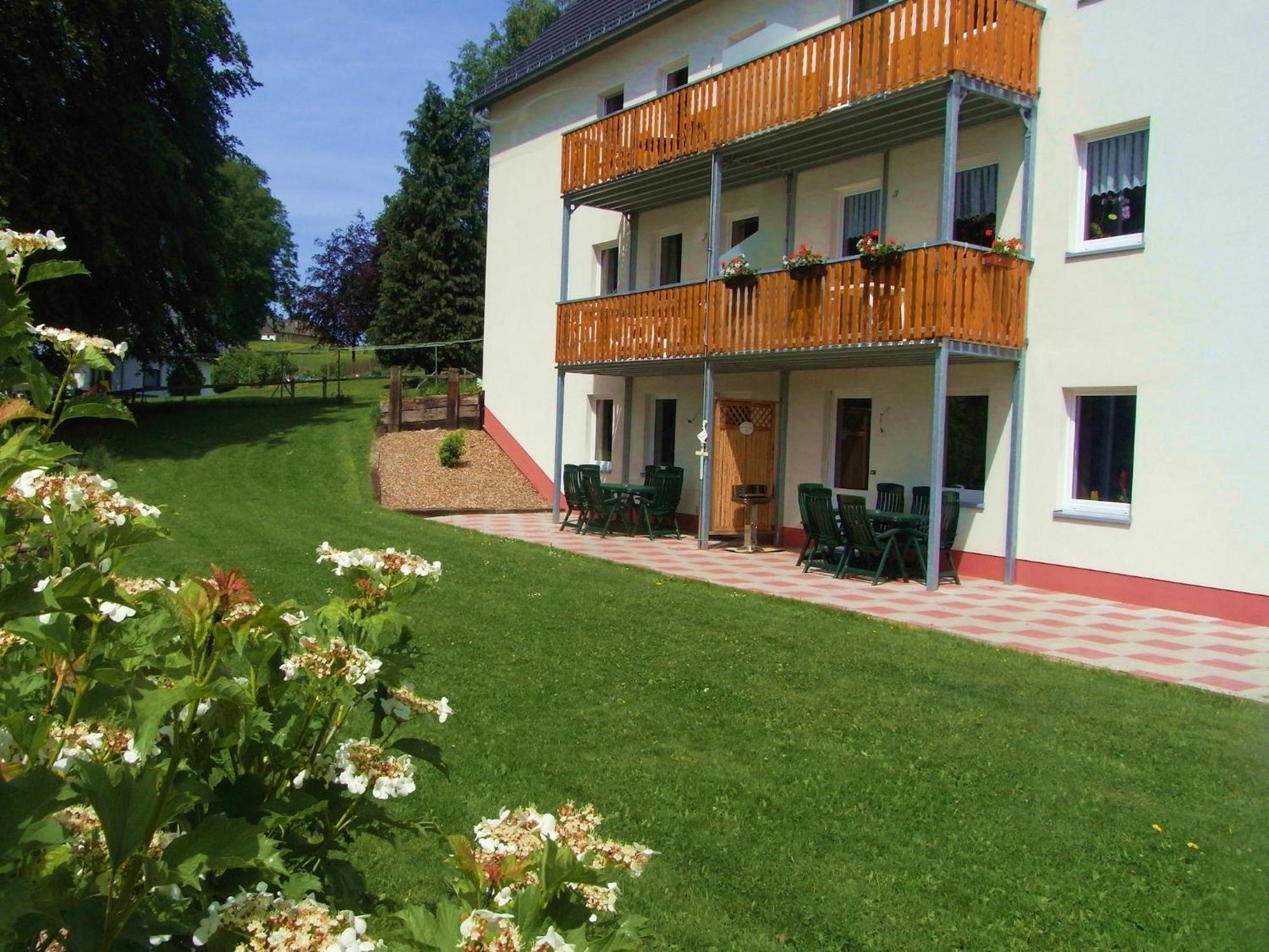 Comfy Holiday Home In Burg Reuland With Sauna Terrace Bbq Eksteriør billede