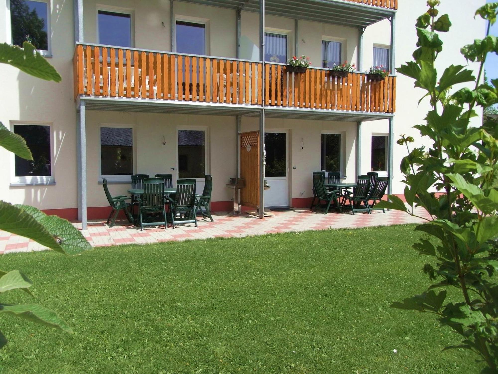 Comfy Holiday Home In Burg Reuland With Sauna Terrace Bbq Eksteriør billede