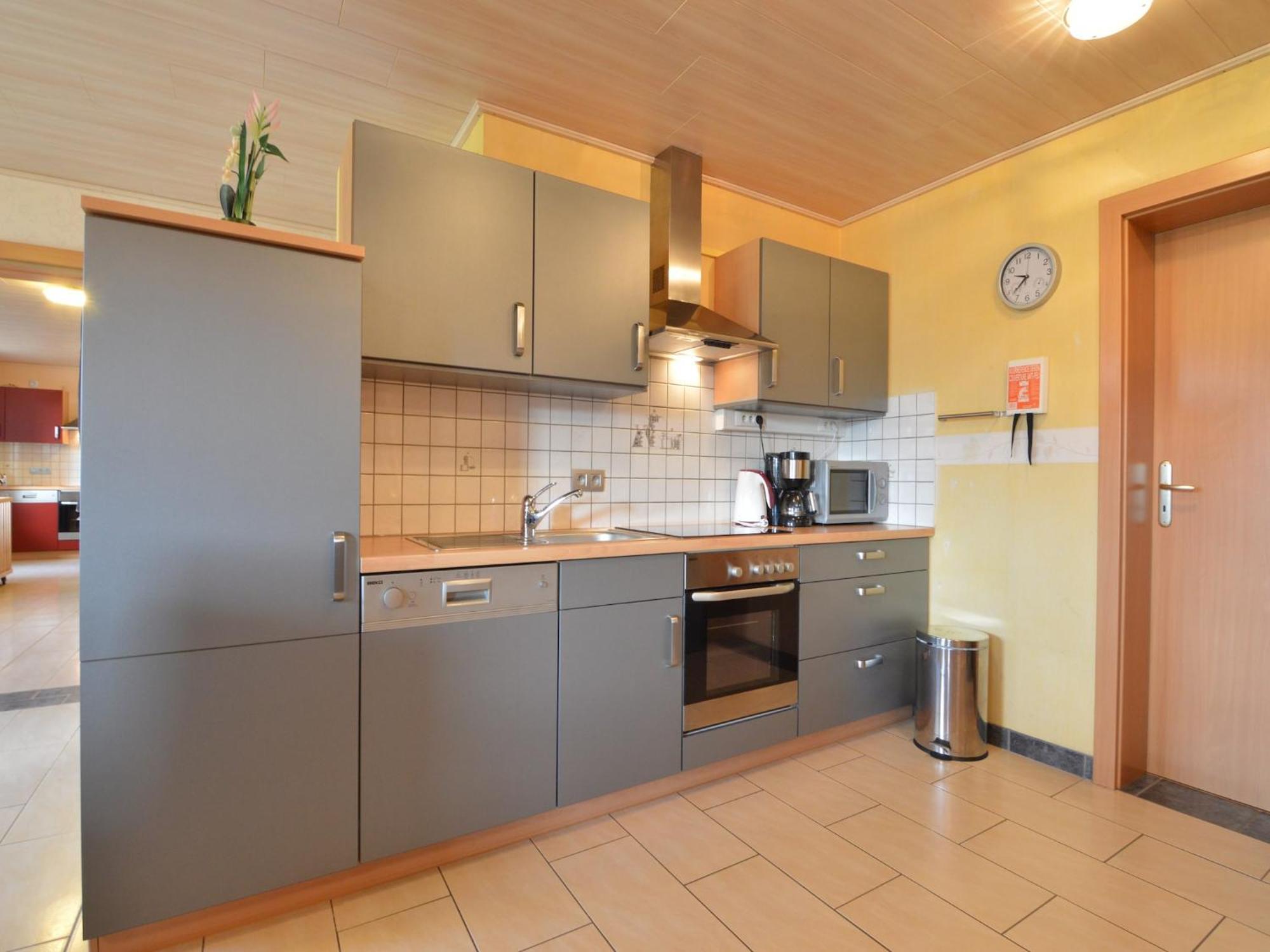 Comfy Holiday Home In Burg Reuland With Sauna Terrace Bbq Eksteriør billede